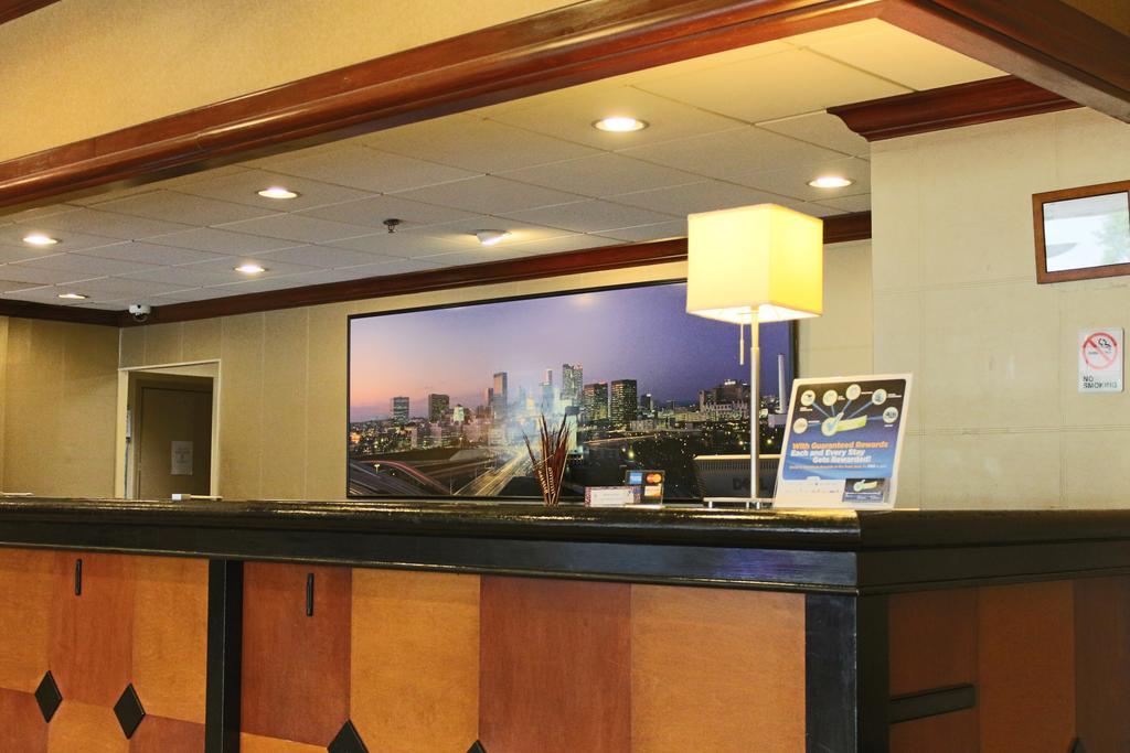 فندق Ramada Plaza By Wyndham Atlanta Downtown Capitol Park المظهر الخارجي الصورة