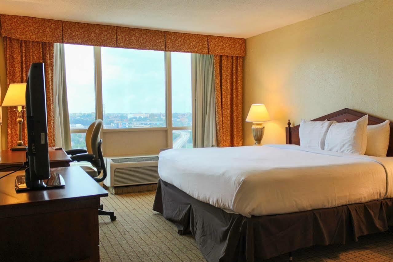 فندق Ramada Plaza By Wyndham Atlanta Downtown Capitol Park المظهر الخارجي الصورة