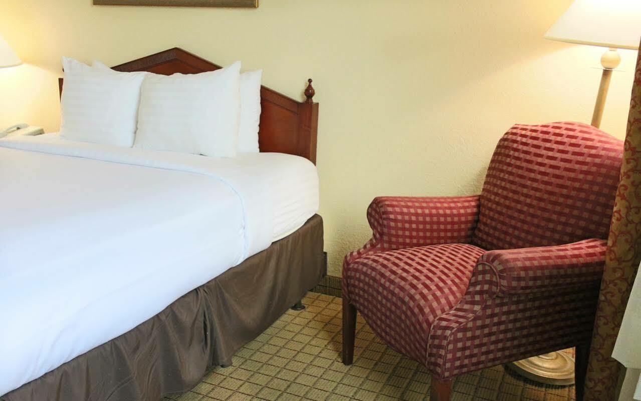 فندق Ramada Plaza By Wyndham Atlanta Downtown Capitol Park المظهر الخارجي الصورة